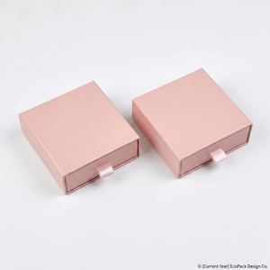 Caja de Joyería Deslizable de Cartón Rosa al por Mayor con Logotipo Estampado en Oro, Caja de Embalaje de Terciopelo para Anillos y Collares - Product Image 2