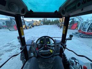 รถแทรคเตอร์ฟาร์ม4WD 70HP แมสซีย์เฟอร์กูสัน5455พร้อมปั๊มเกียร์และกระปุกเกียร์-ผลผลิตสูง - Product Image 5