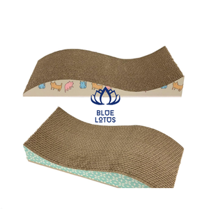 Planche à gratter pour chat avec jouet balle amusante interactive pour divertir les chats pendant des heures - Product Image 1