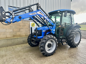Tractor de Ruedas Solis de 75 HP con Tracción en las 4 Ruedas y Cargador de 3200 kg - Product Image 4