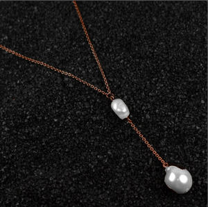 Collar de Perlas Blancas Delicadas Hechas a Mano de Última Tendencia, Colgante de Piedras Preciosas Hecho a Mano, Gargantilla de Labradorita, Collar de Perlas de Piedra Lunar - Product Image 2