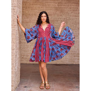 Robe midi en coton fleuri Anaya avec volants pour les fêtes - Product Image 1