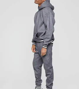 Conjunto de Sudadera con Capucha y Pantalones Deportivos para Hombre, Color Azul Claro, Bordado con Graffiti, Estilo Urbano, Holgado, Informal, Hip Hop, Chándal, 100% Algodón - Product Image 3