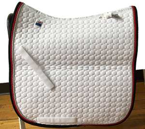 Ecuestre GP Comfort Saddle Pads con doble cordón de ajuste personalizado al por mayor de caballos y fabricante duradero en la India - Product Image 1