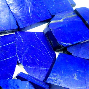 แผ่นลาพิสลาซูลีสีน้ำเงินธรรมชาติ คุณภาพสูง ขนาดผสม จำนวนมาก สำหรับทำเครื่องประดับ สำหรับผู้ผลิต - Product Image 4