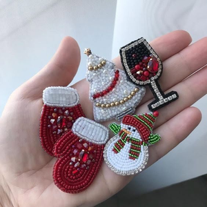 Broche brodée personnalisée broche brodée artisanale créative artistique - Product Image 6