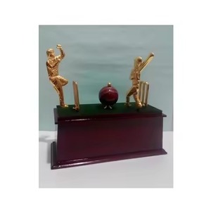 Modern Metal Couple Sculptures-Handmade Eco-Friendly Durable <b>Art</b> for Lovers and Enduring Partnerships - Product Image 3
