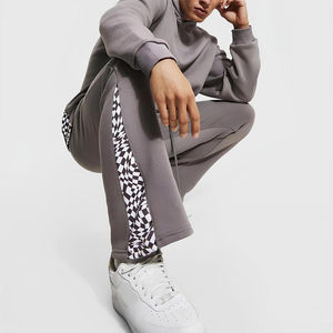 บริการออกแบบเสื้อผ้าลำลองแบบ OEM ขายดี ชุดวอร์มขาบานสำหรับผู้ชาย ขายส่ง ชุดวอร์มขาบานสำหรับวิ่งออกกำลังกาย คุณภาพสูง - Product Image 3