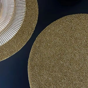 Salvamanteles con Cuentas Hecho a Mano, Decoración de Lujo para Comedor, Diseño Personalizado, Duradero, Antideslizante, Pieza Única, Regalo de Inauguración de Casa - Product Image 4