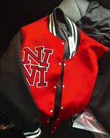 Veste universitaire personnalisée de sororité grecque |   Veste universitaire rouge et noire |   Vêtements grecs universitaires personnalisés pour les membres des sororités