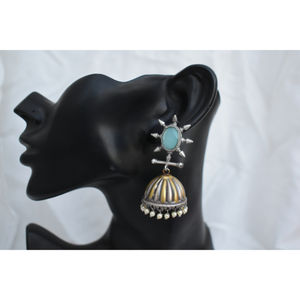 Joyería de Moda India en Tendencia, Hermosos Aretes de Aro con Piedras de Dos Tonos Hechos a Mano para Niñas y Mujeres - Product Image 2