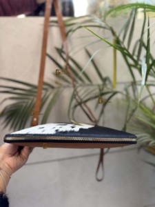 Nouveaux sacs à main en cuir de fourrure de vachette de concepteur unique pour les femmes élégant sac à bandoulière décontracté sacs en cuir occidental - Product Image 4