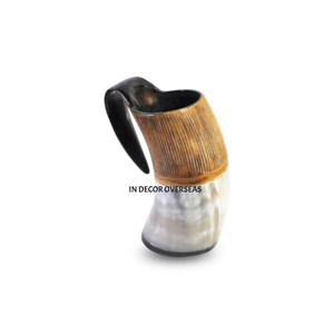 Precioso aspecto martillado textura Color plata acabado brillante pulido alta calidad Metal Drinkware tazas con mango dorado - Product Image 6