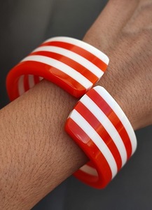 5Pcs/Set Trendy Stacked Elastic <b>Big</b> Acryl Bangle Bracelet <b>Women</b> Modern Wave Cuff Eco-Friendly Wedding Fashion Jewelry - Product Image 5