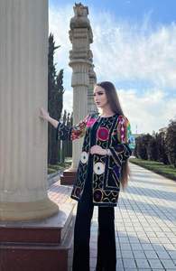 Chaqueta bordada hecha a mano para mujer Diseño Suzani de manga tres cuartos modesto y lindo para ropa de boda - Product Image 4