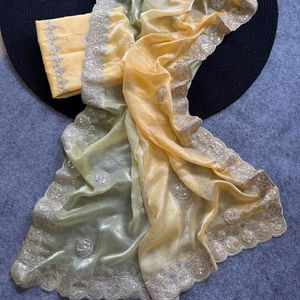 Sari de seda de gasa pura india de estilo Bollywood con hermosa secuencia de trabajo y pieza de blusa hermosa ropa de boda Sari - Product Image 1