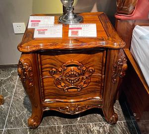 WJ293 #   Ensemble de meubles de chambre à coucher en bois massif d'ébène, design moderne sculpté, cuir de luxe, 180x200cm, garantie 1 an - Product Image 4