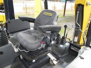 2023 Kubota Engine B75D Skid Steer Loader avec cylindre hydraulique Eaton 9 tonnes Charge nominale Garantie 1 an-Achetez maintenant! - Product Image 2