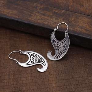 ต่างหูโบโฮลายเพสลีย์ ต่างหูทองเหลืองสไตล์ชนเผ่าสำหรับผู้หญิง ชุบเงินแบบออกซิไดซ์ ต่างหูทรงหยดน้ำลายใบไม้สไตล์ชนเผ่า ขายส่ง - Product Image 2