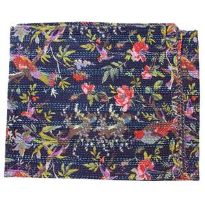 Colcha/Edredón Kantha Tradicional Hecha a Mano con Estampado de Aves y Bordado Floral, para Decoración del Hogar, Lavable - Product Image 5