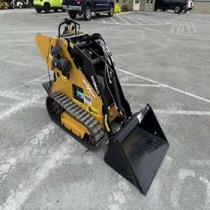 Used BOXER 375 Mini <b>Skid</b> <b>Steer</b> Loader <b>for</b> <b>Sale</b> Crawler Type Front Loader Mini Loader Features Motor Pump Core Included - Product Image 3