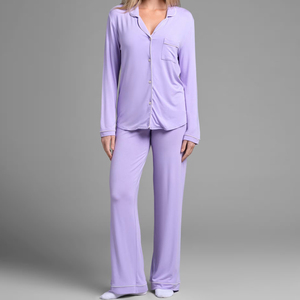 Set <span class=keywords><strong>pigiama</strong></span> da <span class=keywords><strong>donna</strong></span> a maniche lunghe con <span class=keywords><strong>camicia</strong></span> e pantaloni in jersey modal, <span class=keywords><strong>pigiama</strong></span> da <span class=keywords><strong>donna</strong></span> biologico, abbigliamento da notte sostenibile. - Product Image 1