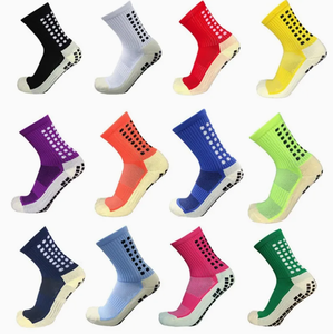 Chaussettes de sport unisexes en coton respirant tricoté, design personnalisé, Pumex, solides, légères, confortables, performance pour l'entraînement au football - Product Image 1