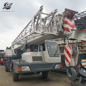 Grúa Hidráulica Usada ZoomlionQY25E de 25 Toneladas, Pluma Telescópica de 40 m Máx., Marca China Original, Pocas Horas, Certificación CE - Product Image 2