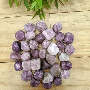 Vente en gros de lépidolite en vrac pierres dégringolées cristaux de guérison naturels polis pour la méditation énergétique Reiki et la décoration intérieure - Product Image 4