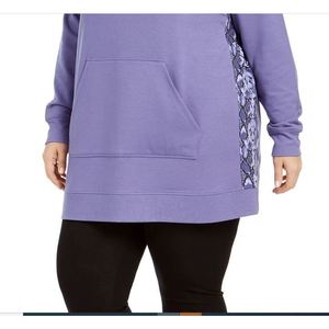 Felpa con Cappuccio da Donna Ideology Plus Size 1X con Pannello Stampato Effetto Pelle di Serpente, in Jersey Lavorato a Maglia Lavato, Design alla Moda per Tutte le Stagioni - Product Image 3