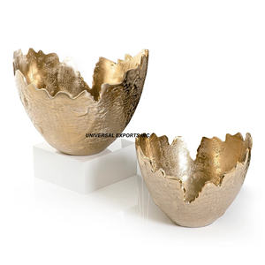 Juego de Dos Tazones de Chocolate de Metal con Acabado Plateado, Tazón Decorativo para Dulces, Nuevo Tazón de Chocolate Decorativo de Lujo en Oferta - Product Image 3