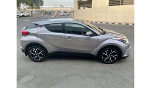 Utilisé pour C-HR 2018 SUV AWD Sièges en cuir ACC Automatique 5 places Phares LED Toit ouvrant Transmission automatique Intérieur foncé - Product Image 4