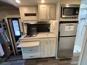 Autocaravana T-i-f-f-i-n W-A-Y-F-A-R-E-R --2-5-S-W 2021 para 4-6 Personas - Product Image 6