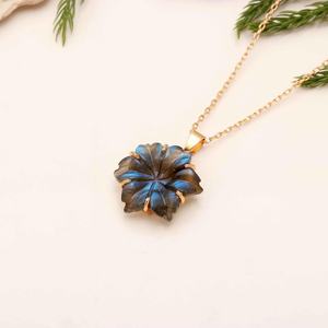 Fait à la main Vintage or argent Sterling Flashy Labradorite fleur pendentif 19mm collier cadeau de fiançailles pour les femmes pierre précieuse de guérison - Product Image 6