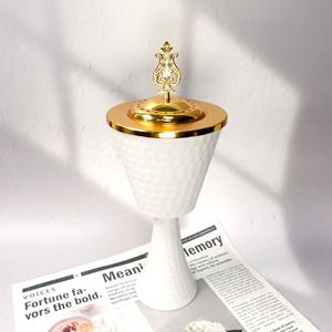 Quemador de incienso aromático ecológico de Dubái musulmán de estilo contemporáneo para decoración de fiesta en casa Bakhoor de mano Metal árabe - Product Image 4