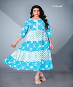 Fusion de mode: Style pakistanais Salwar Kameez - Fusion de styles traditionnels et modernes, créant une mode chic et élégante - Product Image 6