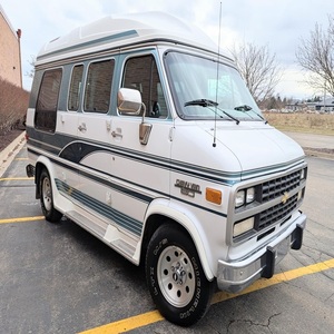Chevrolet G20 de 1993, en excellent état - Product Image 1