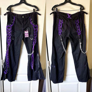 Pantalon gothique en dentelle avec chaîne et accessoires pour femmes Dark Street, noir et violet, 2026 - Product Image 2