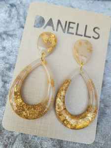 Pendientes colgantes de resina acrílica con estilo para mujeres y niñas, joyería de moda ligera con patrón de modelo único - Product Image 4