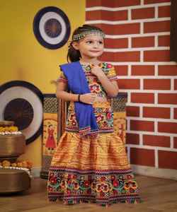 Black Night Dance NavratriLehengaCholi pour femme en style pakistanais Sezy brodé - Product Image 6