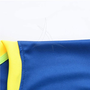 Ventes chaudes, prix bas, haute qualité, 100% polyester, respirant, léger, uniforme de football, design personnalisé, dernier design - Product Image 5