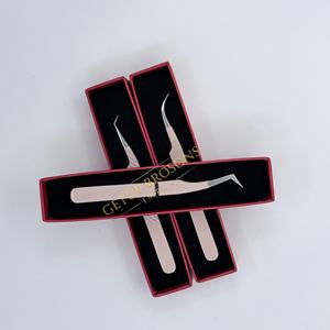 Pinzas para Extensión de Pestañas Getup Brosons Impex de Acero Inoxidable, Punta Curva para Aislamiento Suave, Recubrimiento en Polvo Color Nude, Antiestáticas - Product Image 1