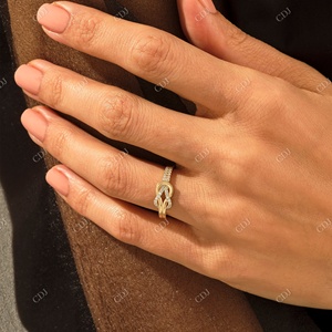 Bague de fiançailles personnalisée de Style classique de luxe, anneau de mariage infini Unique en plaqué or massif 14k à Double nœud, vente en gros - Product Image 2