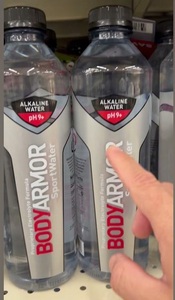 Eau de sport alcaline BODYARMOR, les tailles varient en disponibilité 12oz, 16oz, 20oz, 28oz - Product Image 5