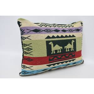 Almohada de lana geométrica Cojín verde de 20x28 pulgadas con patrón vintage tradicional Técnica tejida impermeable para sala de estar - Product Image 3