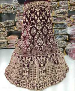 ชุดแต่งกายสำหรับงานปาร์ตี้จีออแกเนียตกันหนาวมีระบายสไตล์อินเดีย - Product Image 4