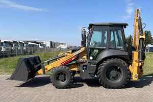 Tractor CASE 851FX 4WD usado, retroexcavadora 96HP 72KW, tracción en las 4 ruedas con cargador frontal, buen precio en componentes de motor central - Product Image 5