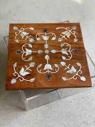 Soporte decorativo de madera con fregona para posavasos, agrega elegancia tradicional a los interiores modernos de la sala de estar - Product Image 2