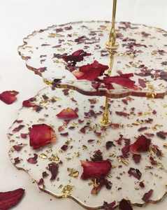 Venta al por mayor soporte de pastel para fiesta de cumpleaños y soporte de pastel de resina de boda para Hotel diseño moderno soporte de pastel de resina de metal de alta calidad - Product Image 2