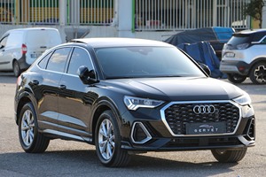 SUV compact de luxe d'occasion 2025 35TFSI Black Edition - Product Image 2